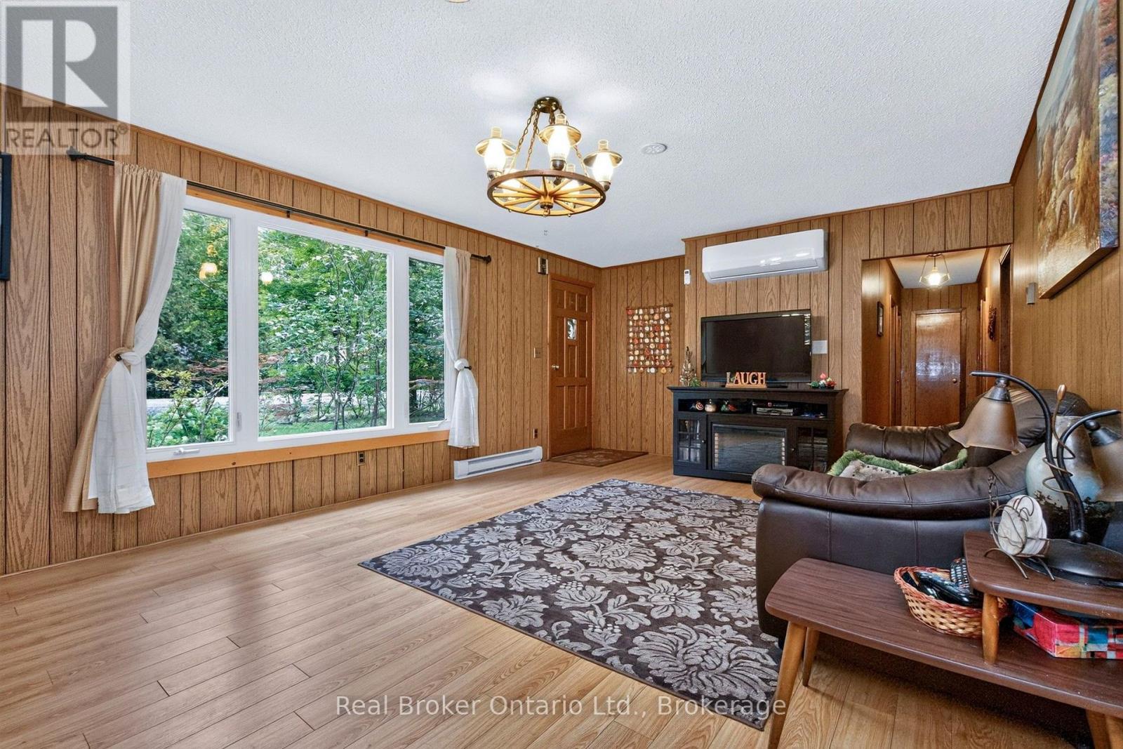 16 Fredrick Avenue Property Photo 8