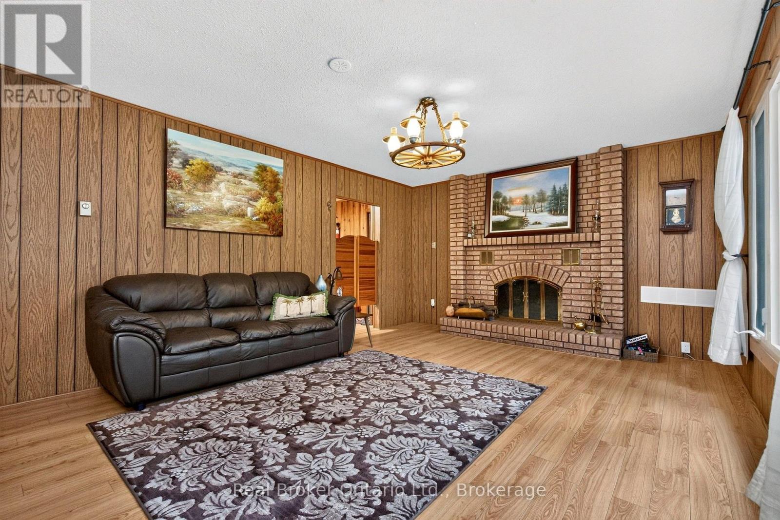 16 Fredrick Avenue Property Photo 11