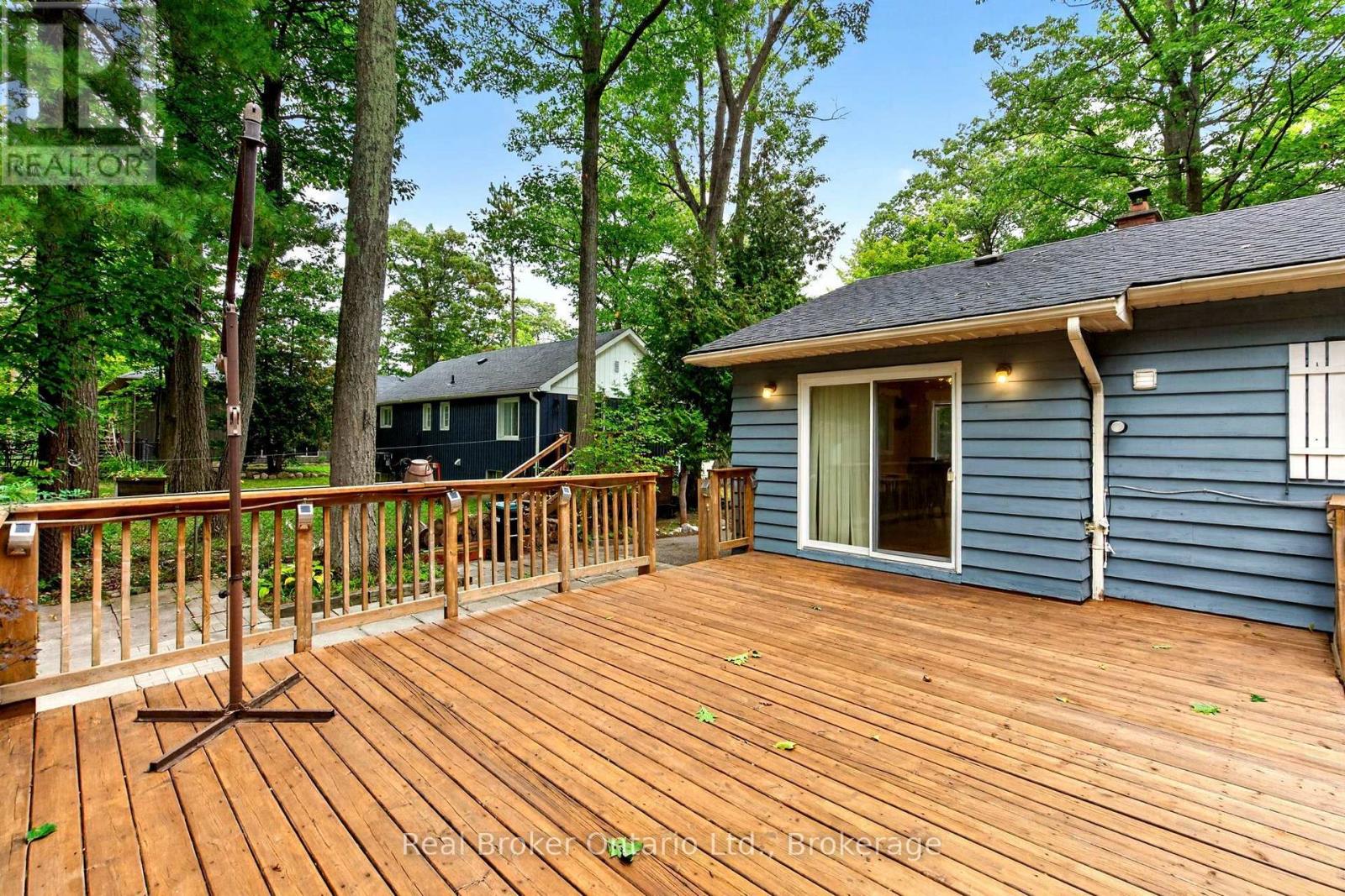 16 Fredrick Avenue Property Photo 24