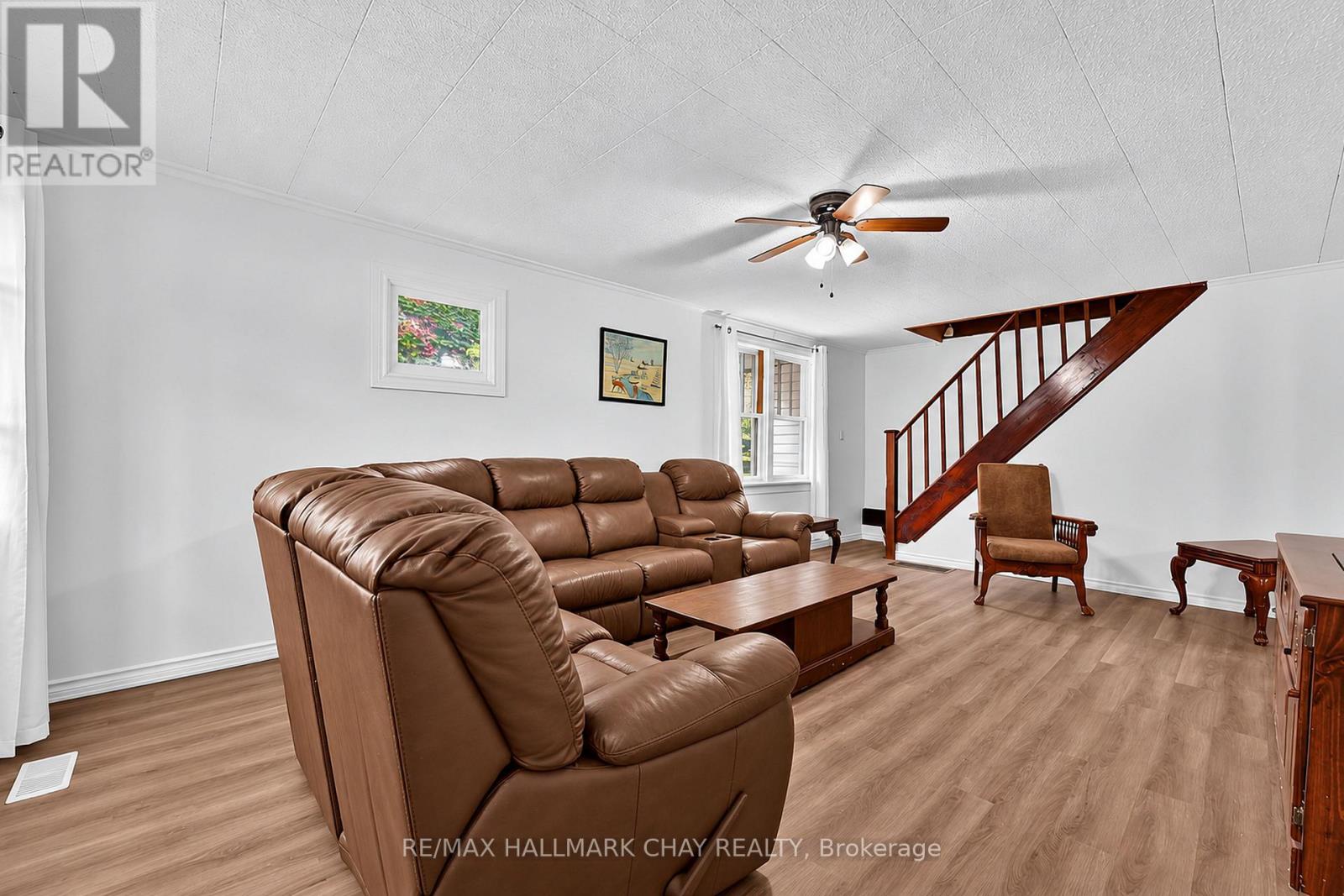 275 Harvey Street Property Photo 8