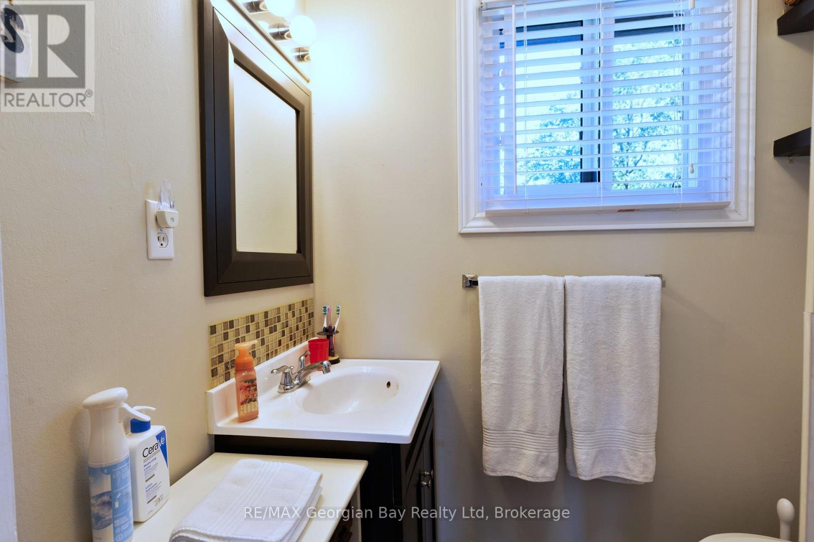 46 Forest Harbour Parkway Property Photo 14