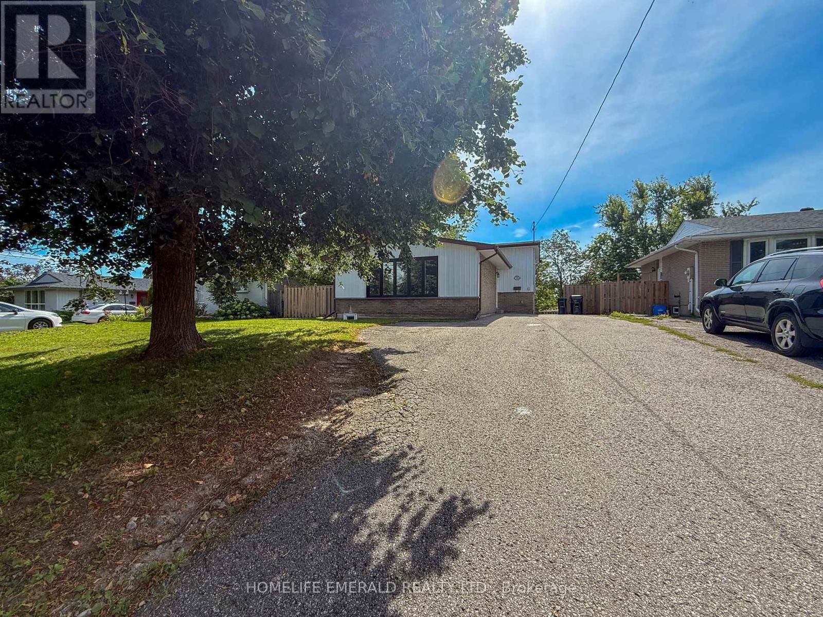 131 Cundles Road E Property Photo 50