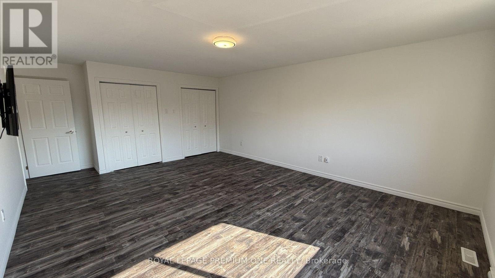 Unit A - 512 Mosley Street Property Photo 16
