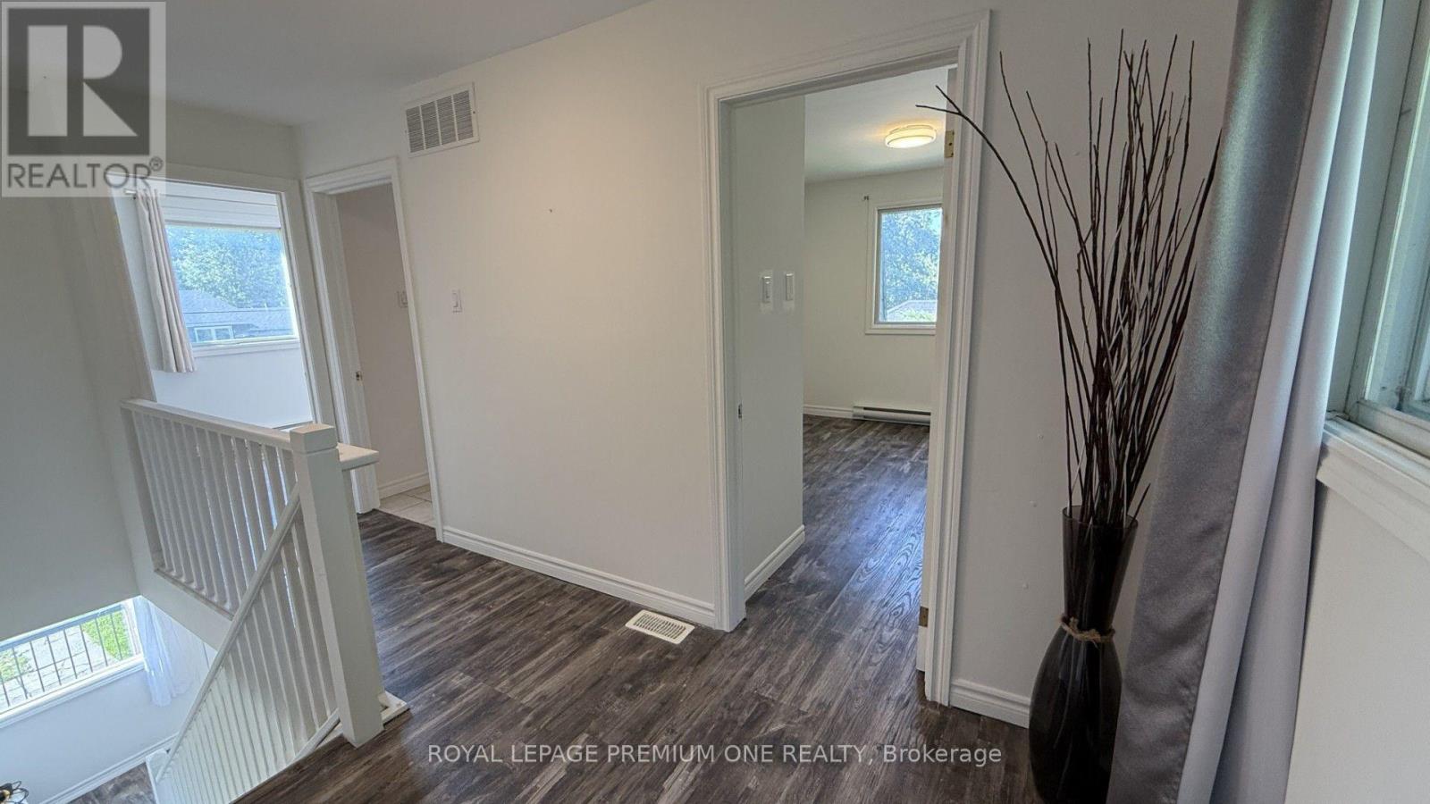 Unit A - 512 Mosley Street Property Photo 20