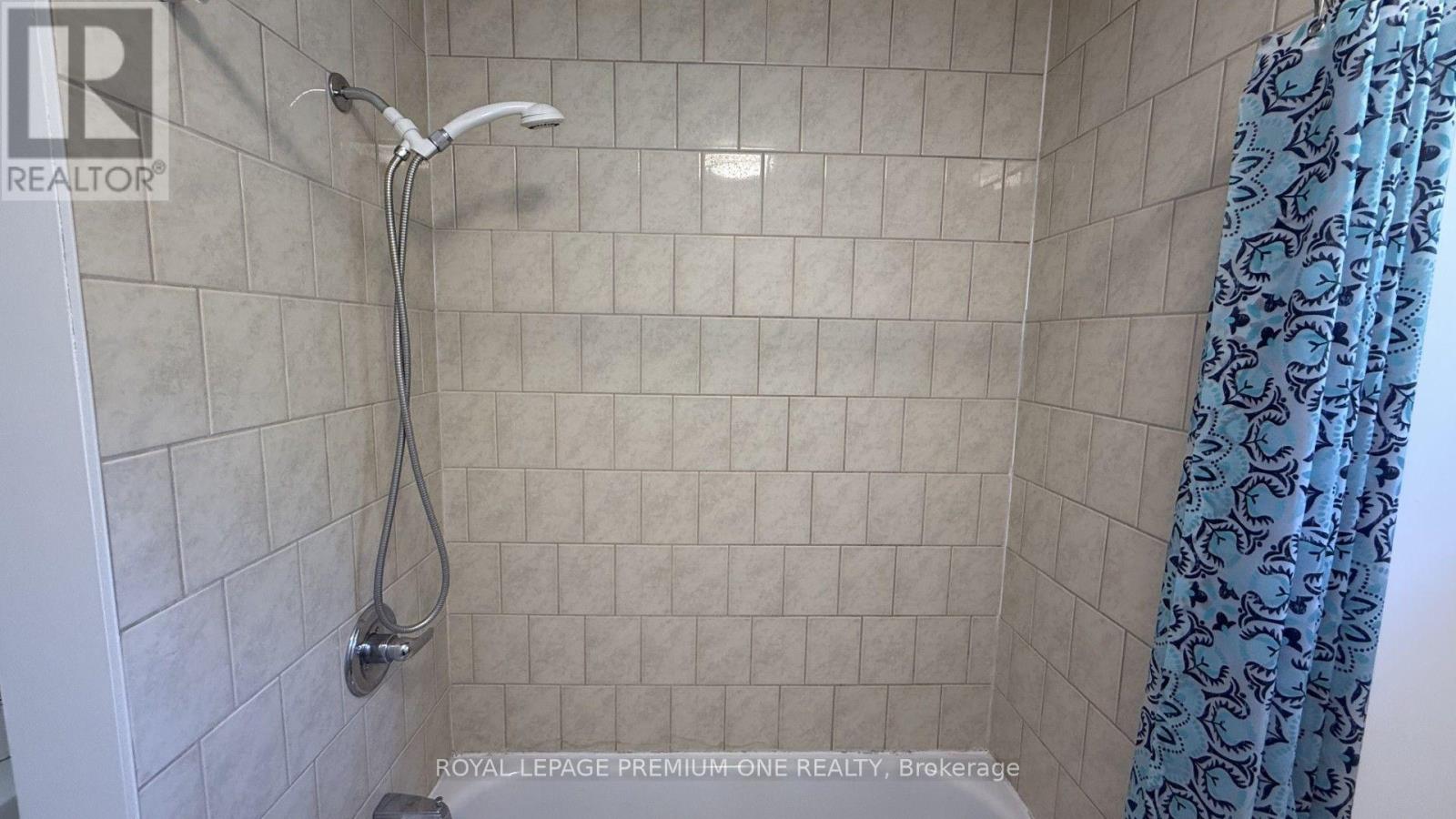 Unit A - 512 Mosley Street Property Photo 21