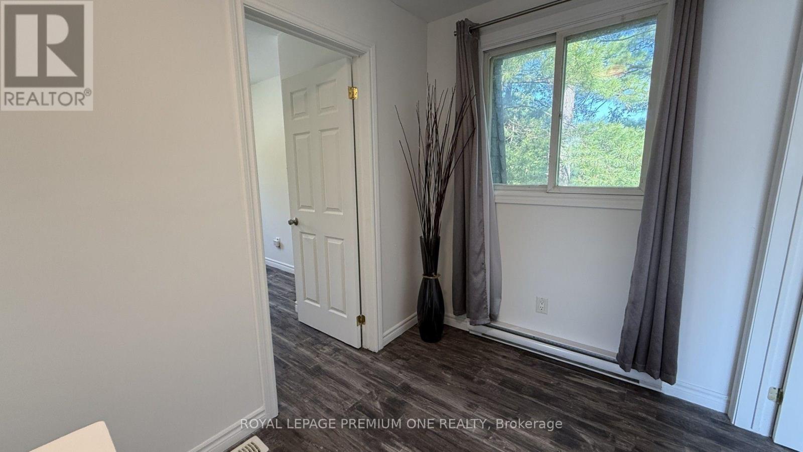 Unit A - 512 Mosley Street Property Photo 23