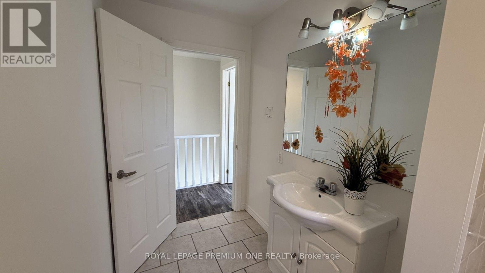 Unit A - 512 Mosley Street Property Photo 29