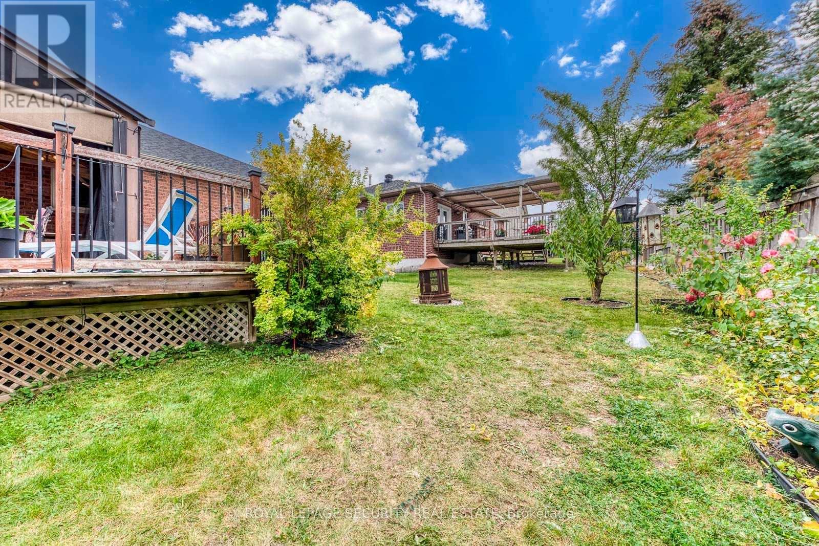 25 Pinecliff Crescent Property Photo 48