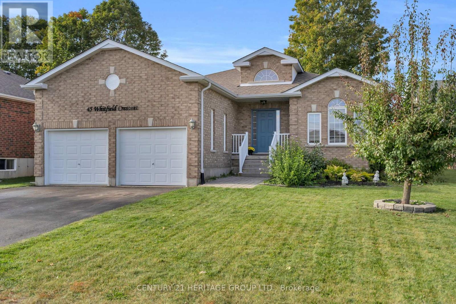 45 Whitfield Crescent Property Photo 2
