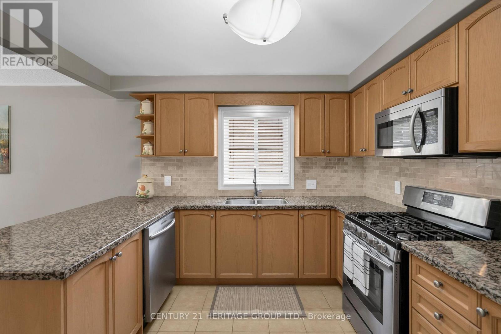 45 Whitfield Crescent Property Photo 14