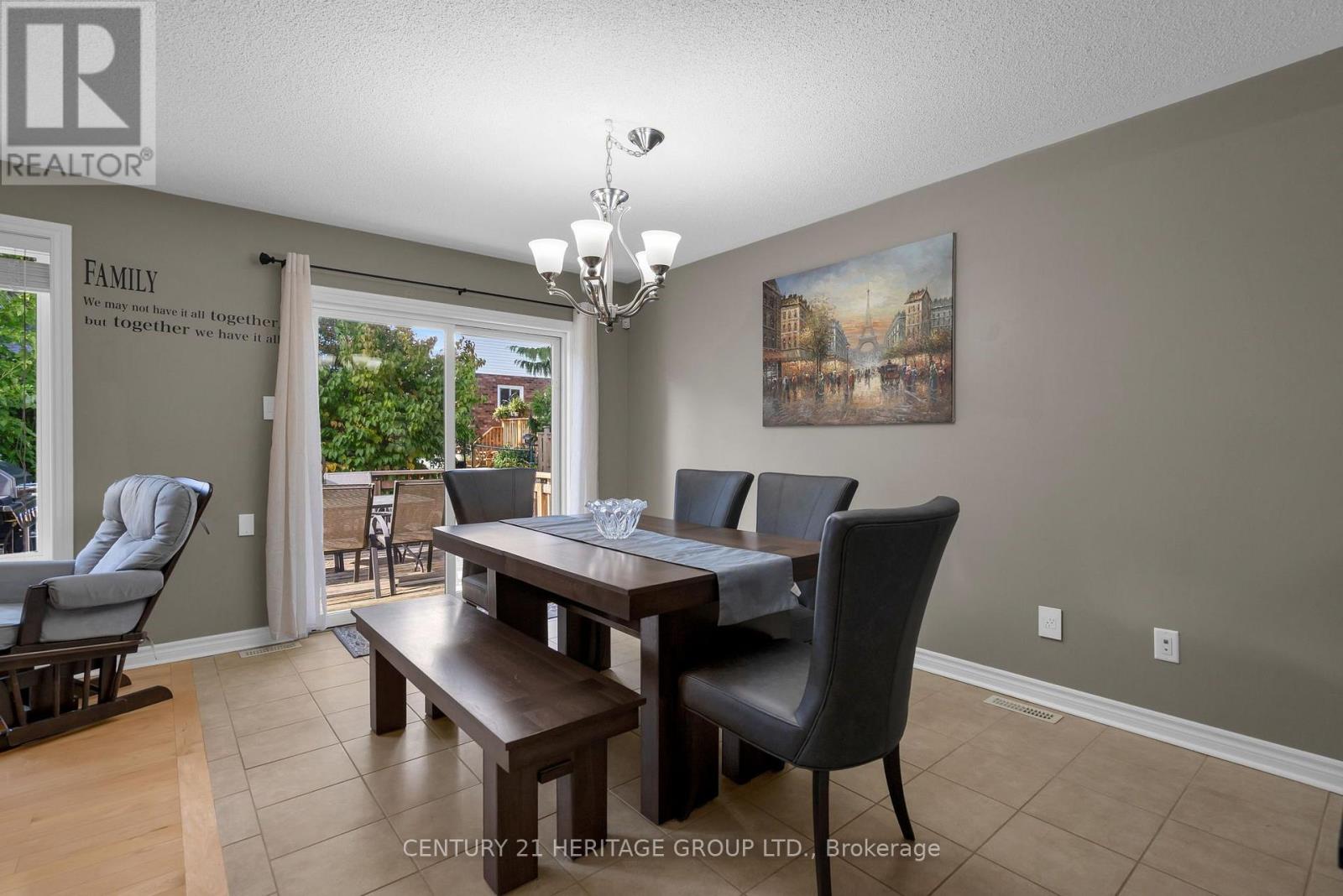45 Whitfield Crescent Property Photo 21