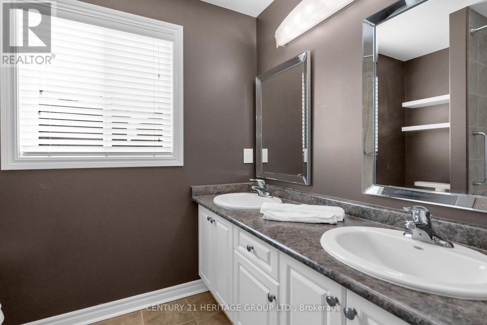 45 Whitfield Crescent Property Photo 26