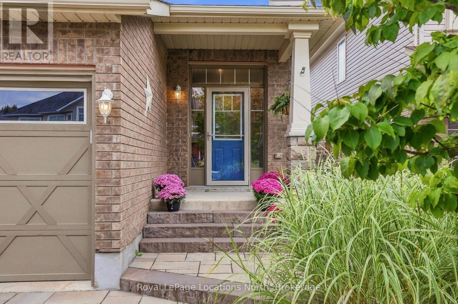 15 Kayla Crescent Property Photo 3