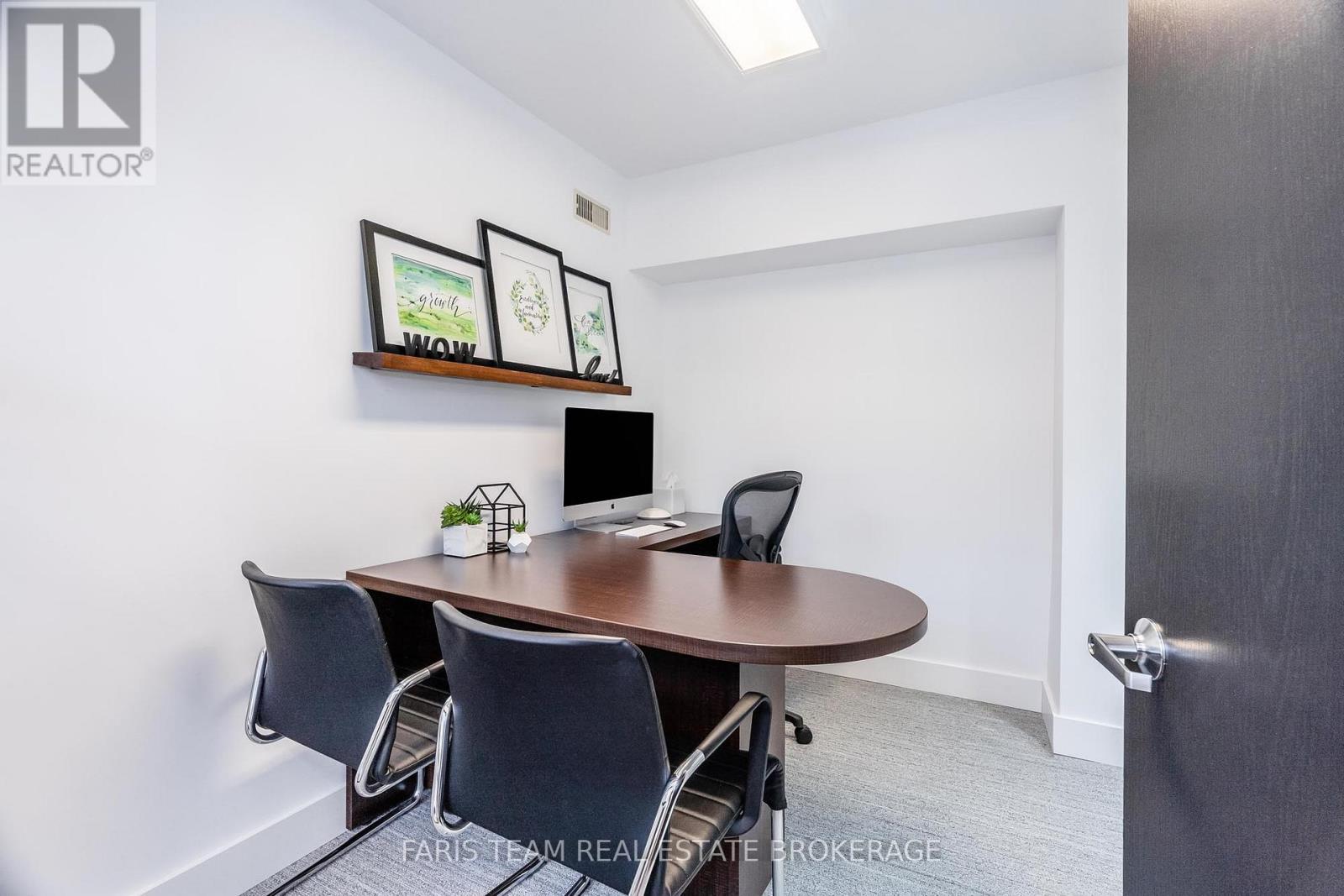 74 Mississaga Street E Property Photo 10