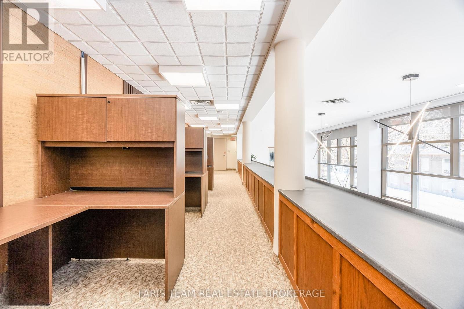 74 Mississaga Street E Property Photo 20