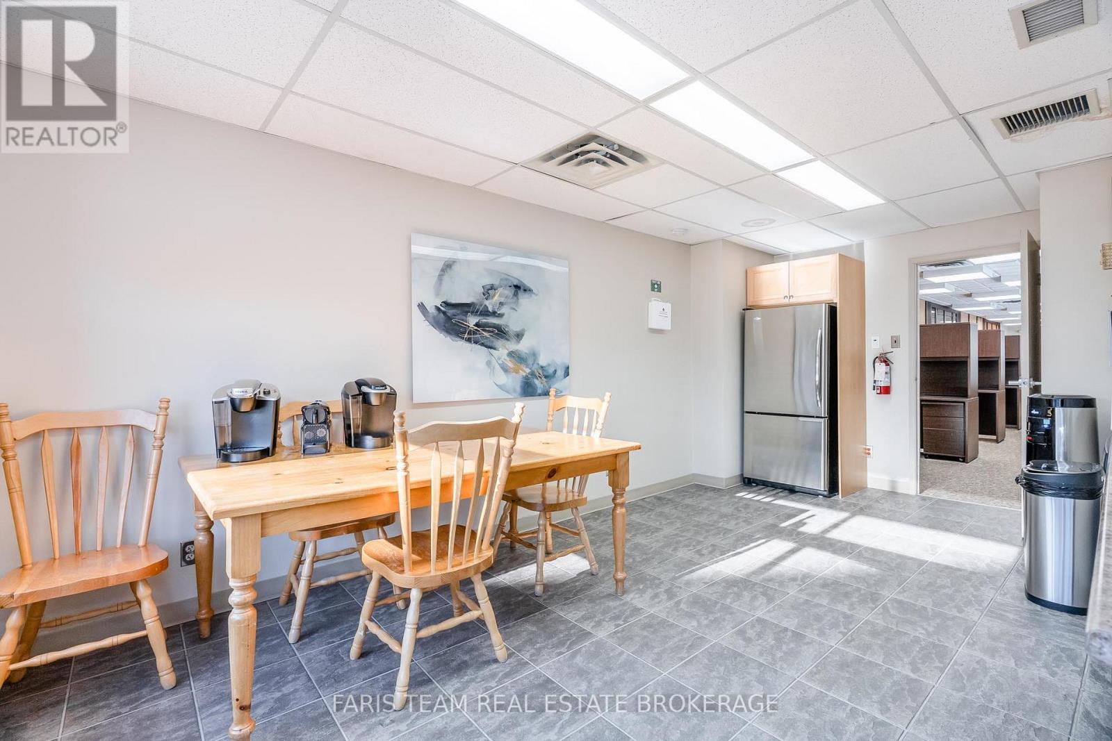 74 Mississaga Street E Property Photo 22