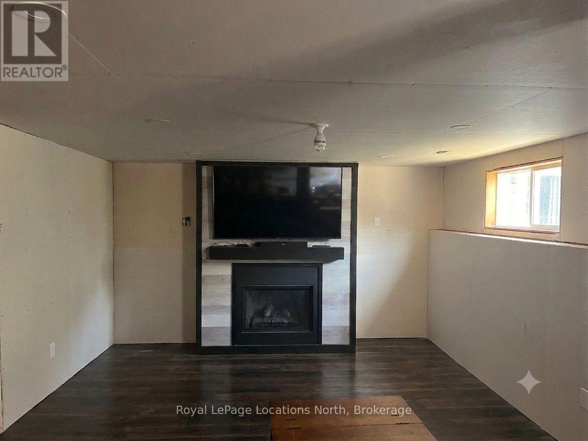 239 Atkinson Street Property Photo 7