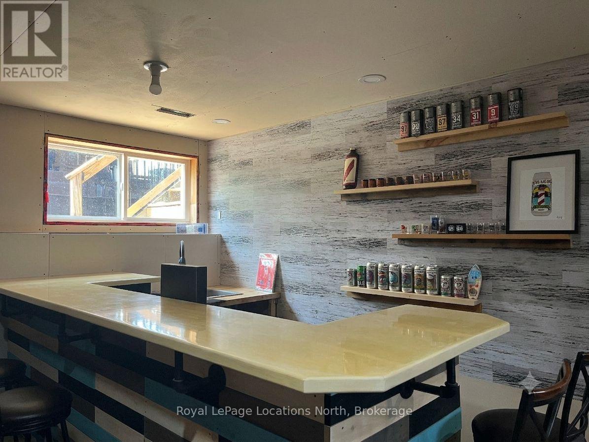 239 Atkinson Street Property Photo 8