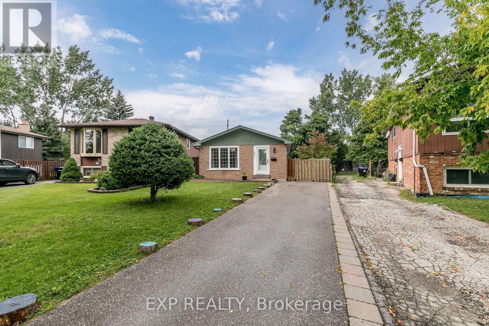 62 Courtice Crescent Property Photo 2