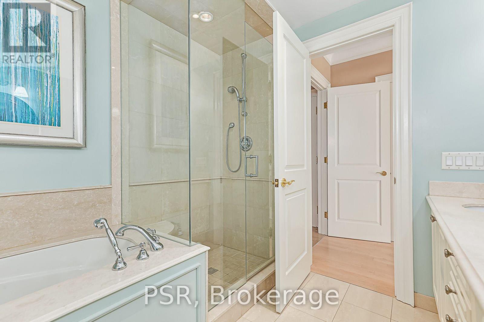 305 - 40 Trott Boulevard Property Photo 19