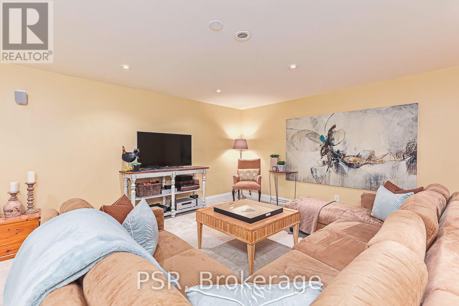 305 - 40 Trott Boulevard Property Photo 25