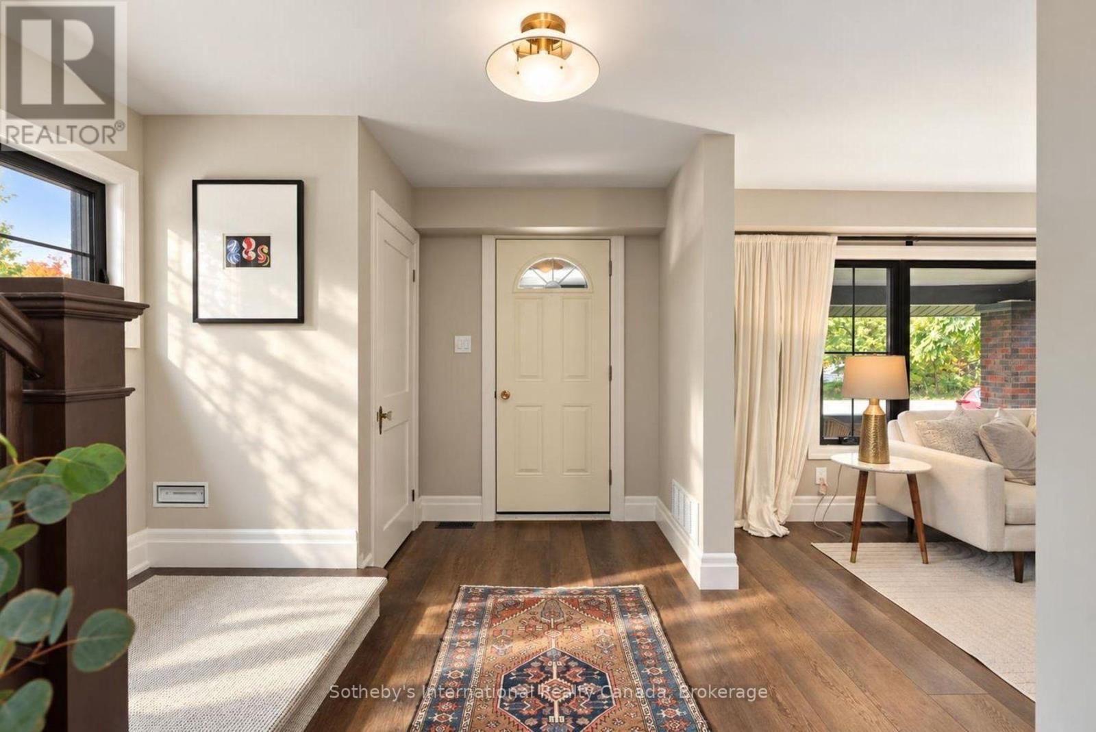 4 King Street Property Photo 5