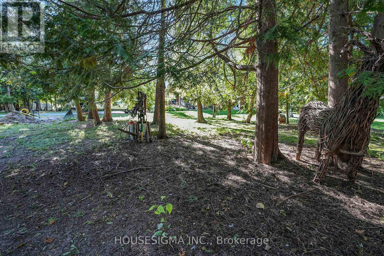 60 Robert Street S Property Photo 9