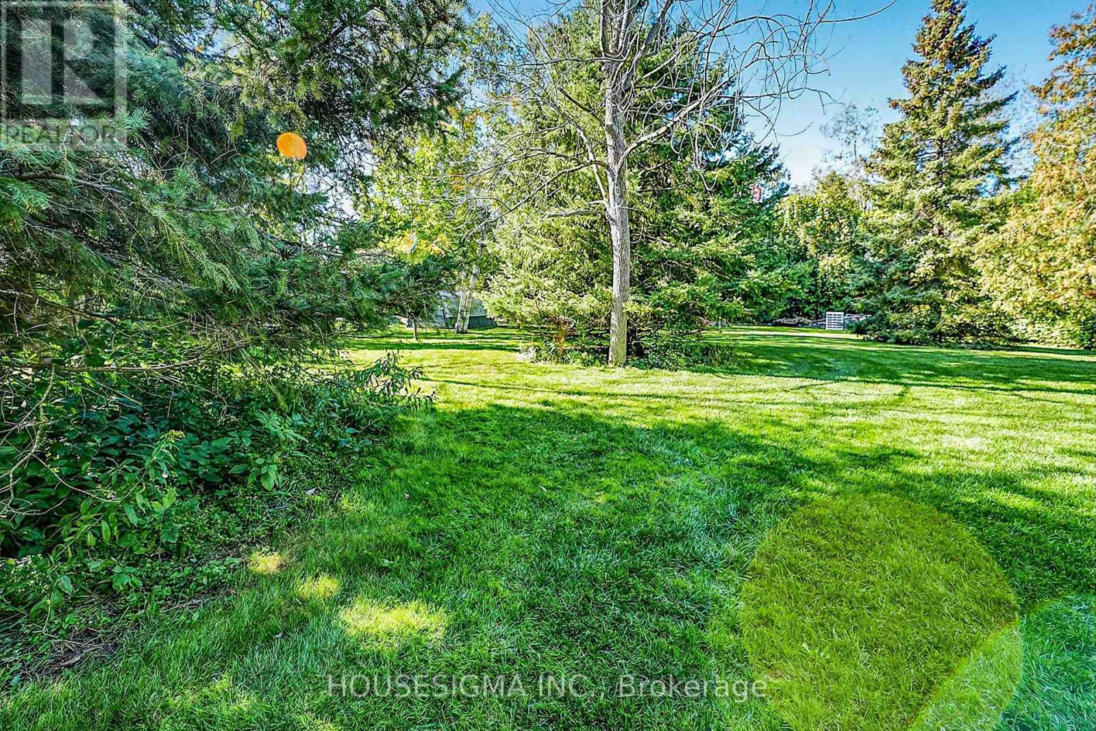 60 Robert Street S Property Photo 13
