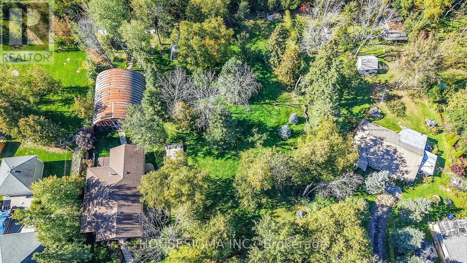 60 Robert Street S Property Photo 29
