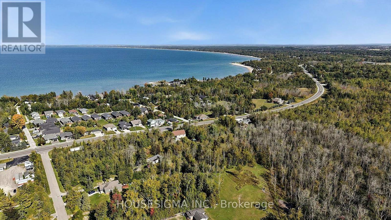 60 Robert Street S Property Photo 35