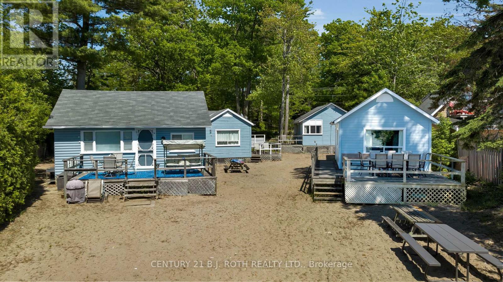 2026 Tiny Beaches Road S Property Photo 2