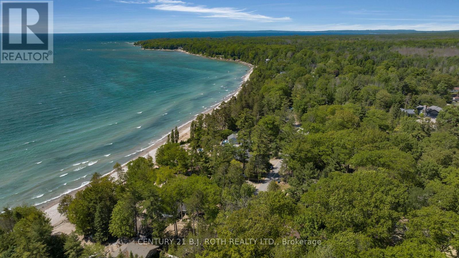 2026 Tiny Beaches Road S Property Photo 4