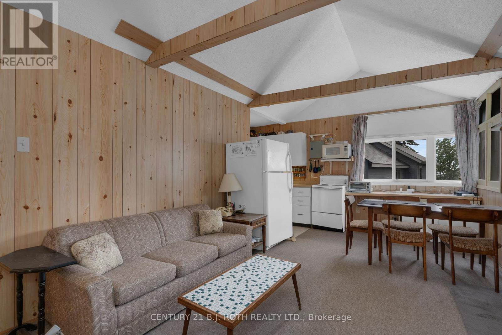 2026 Tiny Beaches Road S Property Photo 14