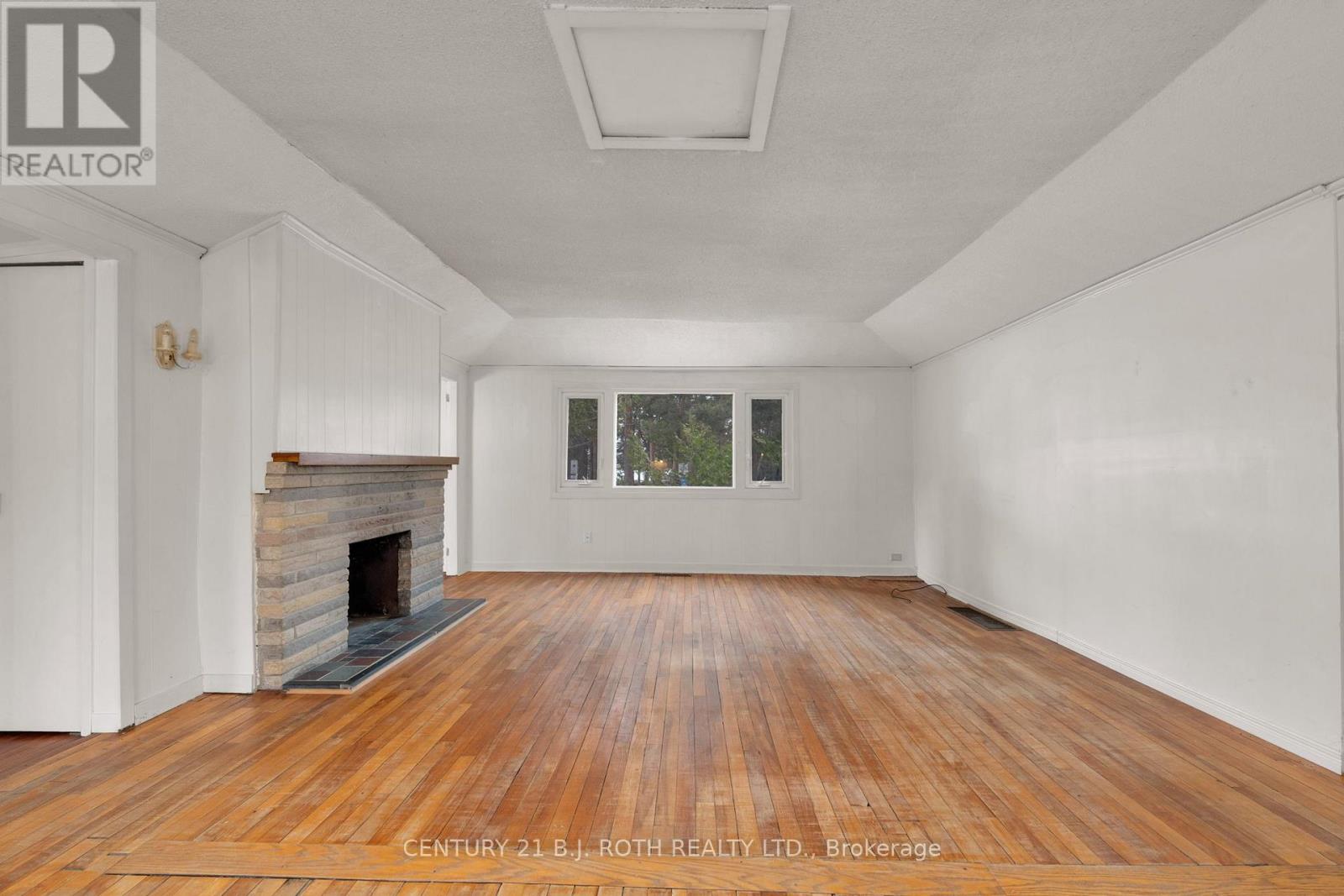 2026 Tiny Beaches Road S Property Photo 19