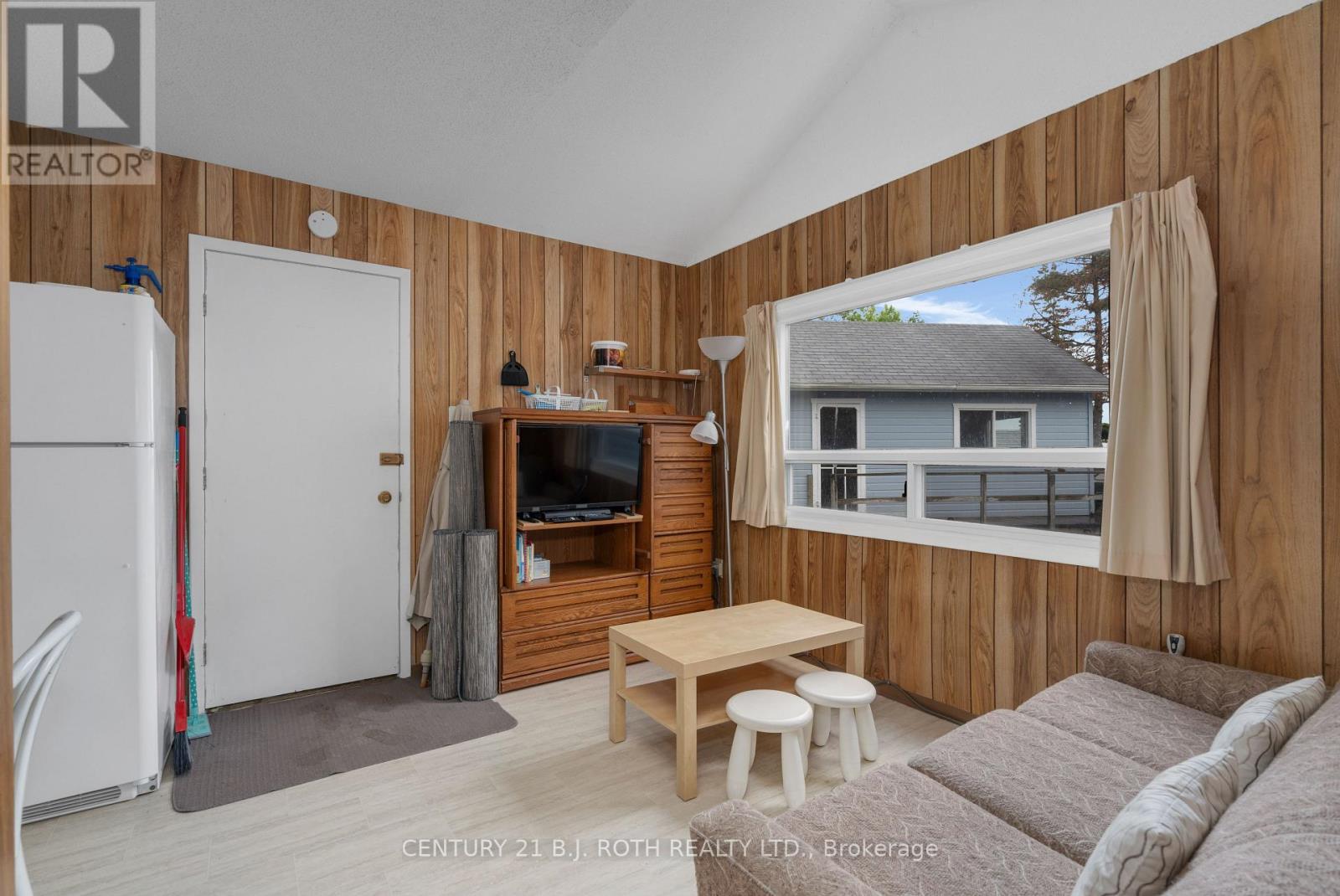 2026 Tiny Beaches Road S Property Photo 24