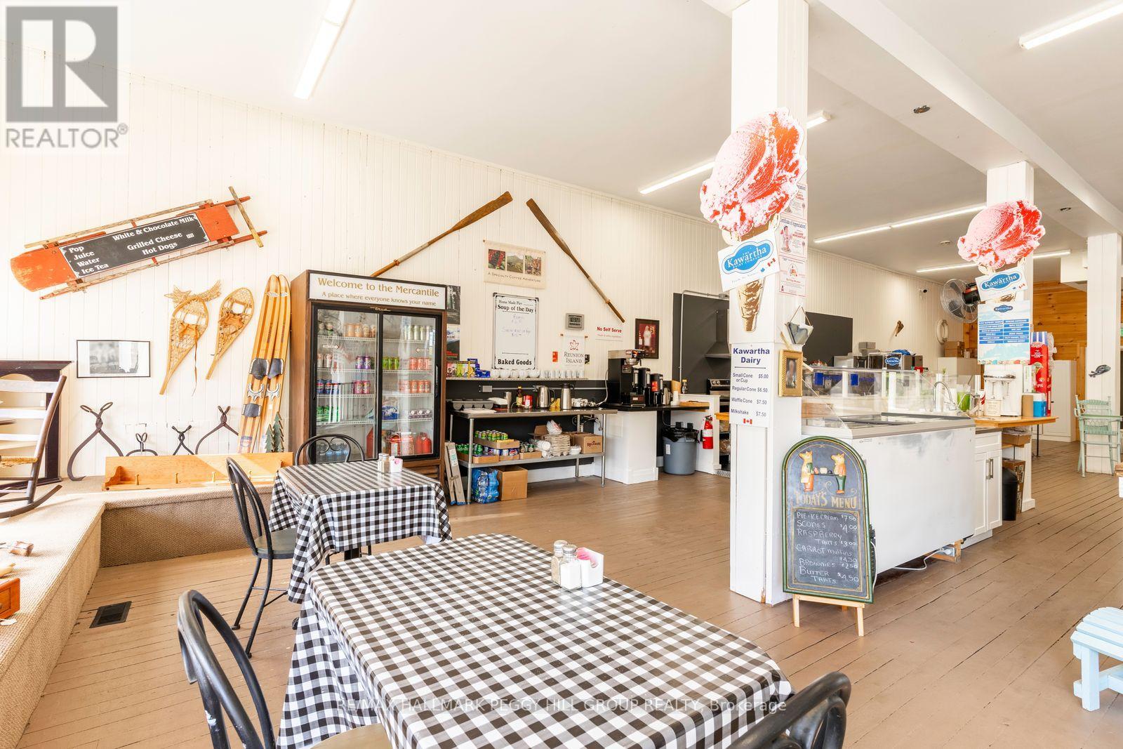 154 William Street Property Photo 6