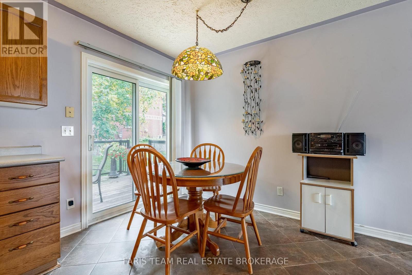 4 Charles Street Property Photo 8