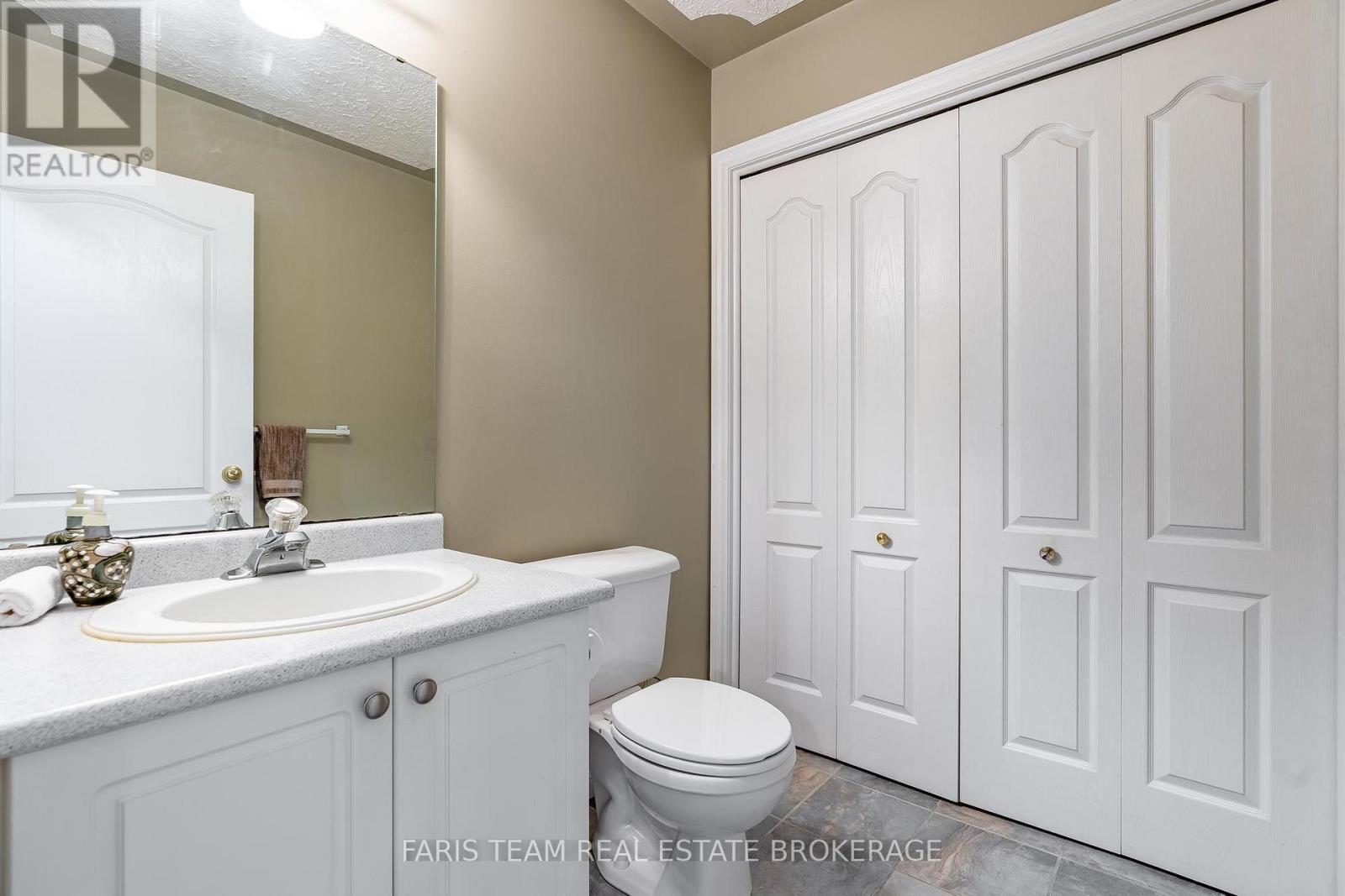 4 Charles Street Property Photo 13