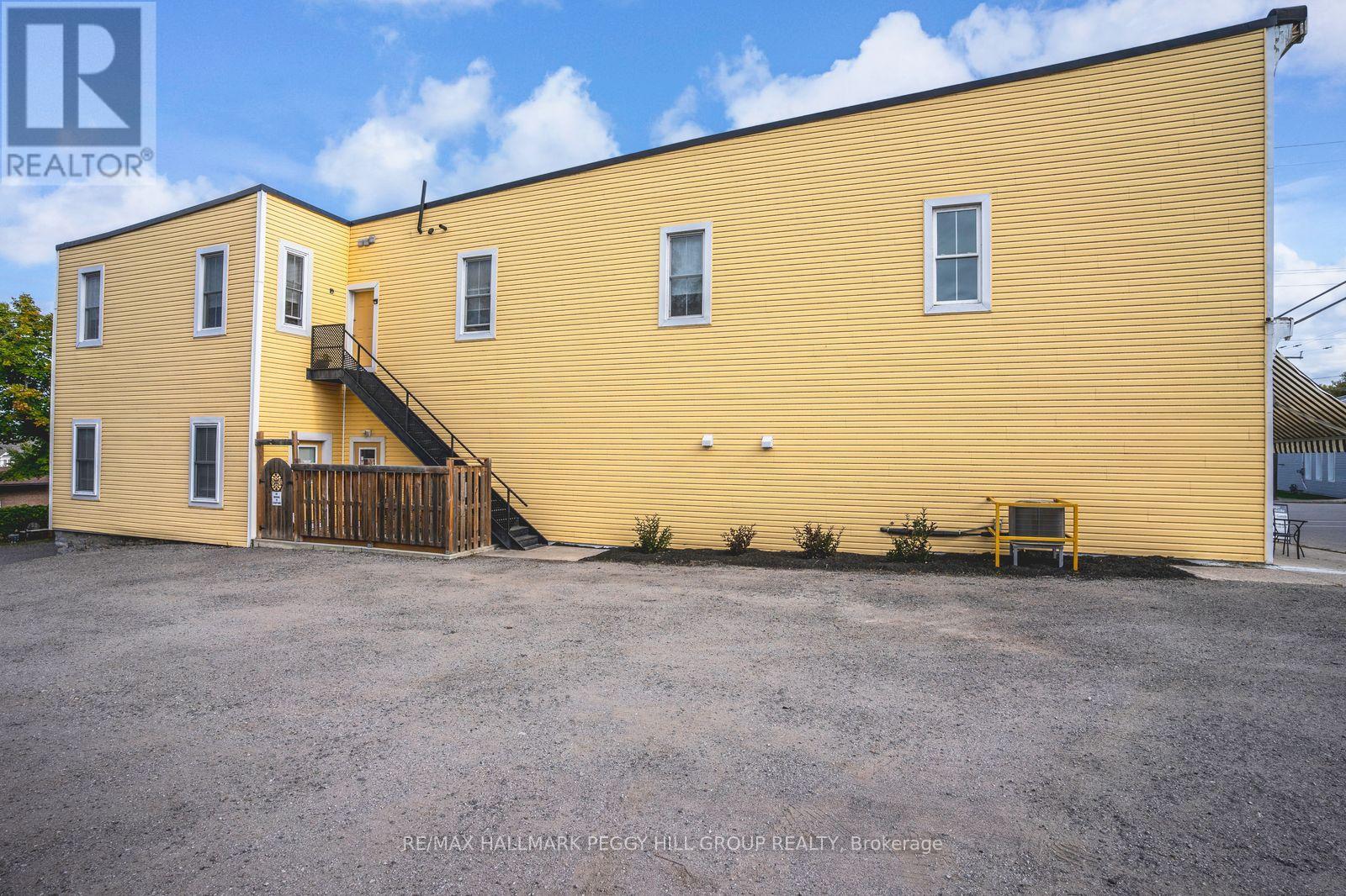 154 William Street Property Photo 22