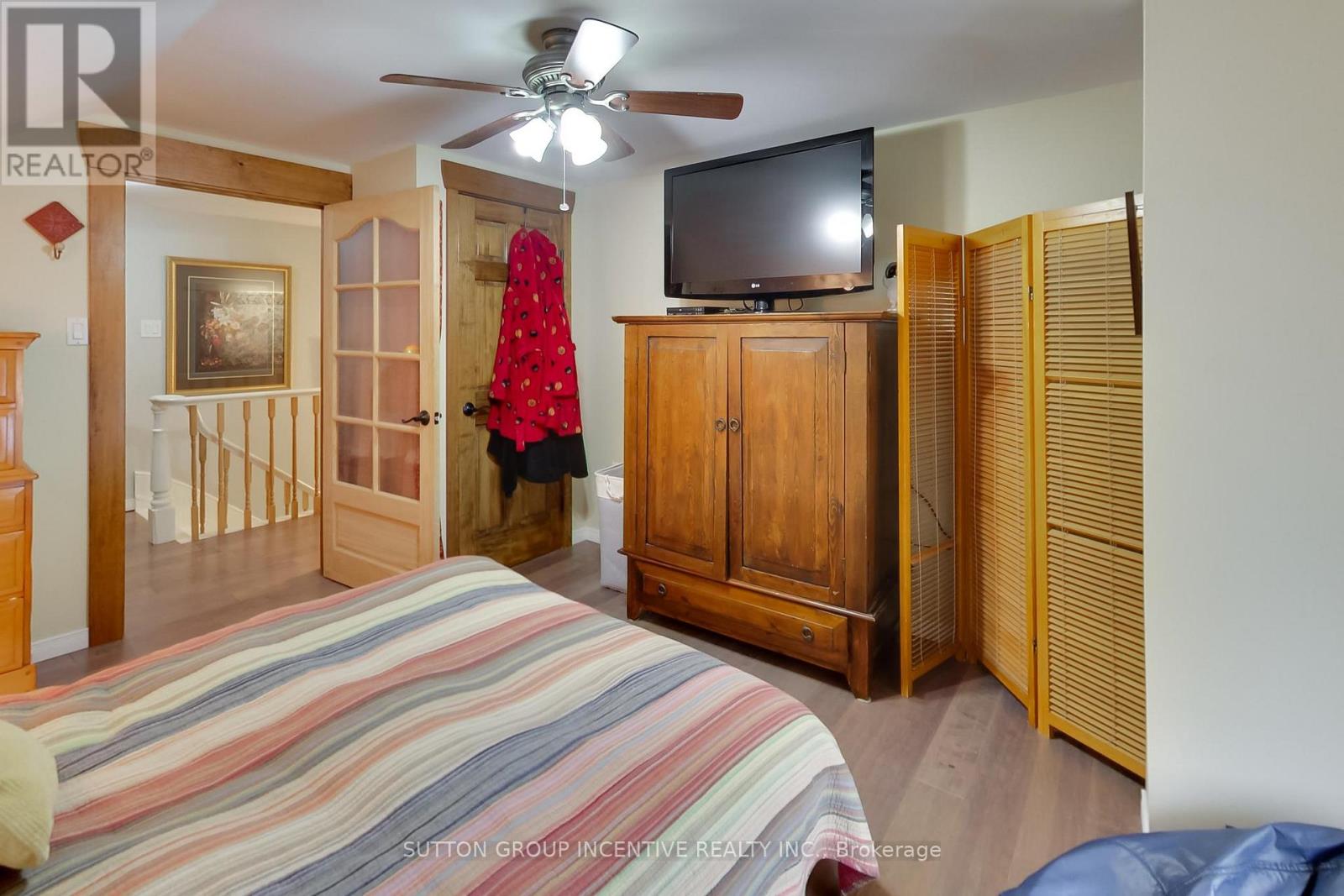 1724 Penetanguishene Road Property Photo 21