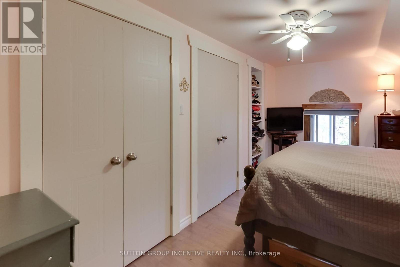 1724 Penetanguishene Road Property Photo 23