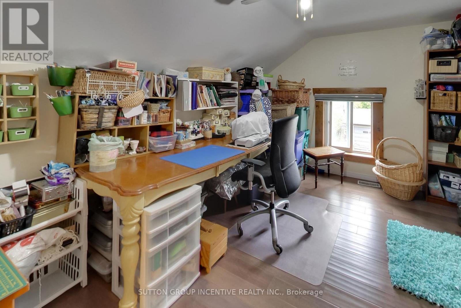 1724 Penetanguishene Road Property Photo 24