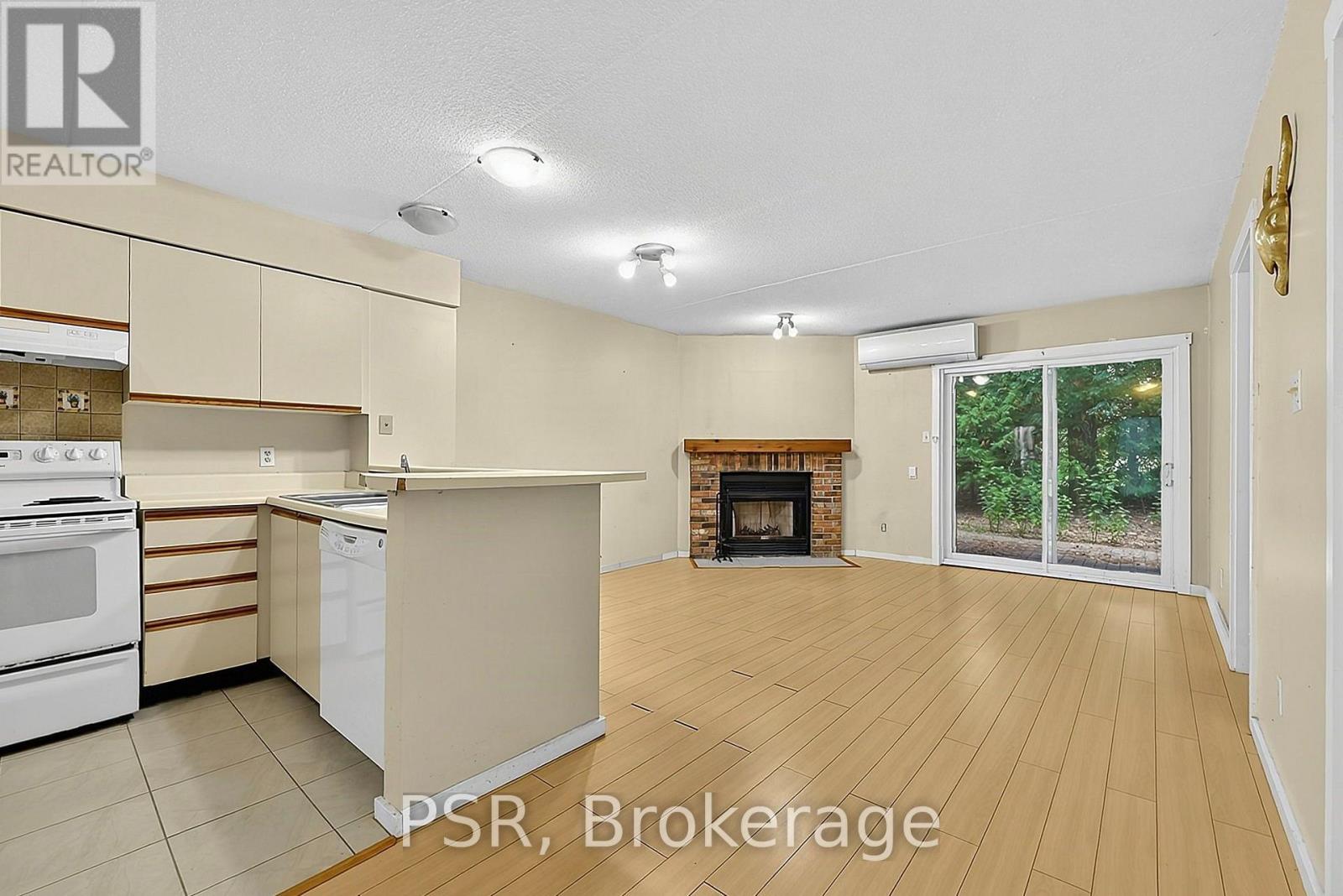 183 - 49 Trott Boulevard Property Photo 6