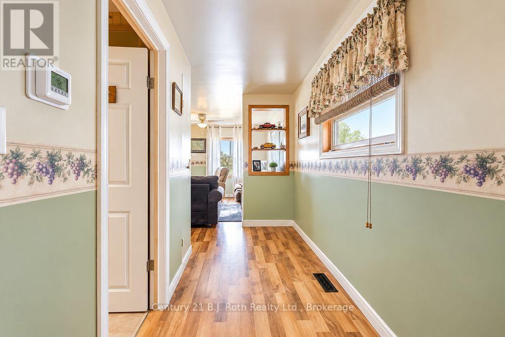 246 Gill Street Property Photo 9