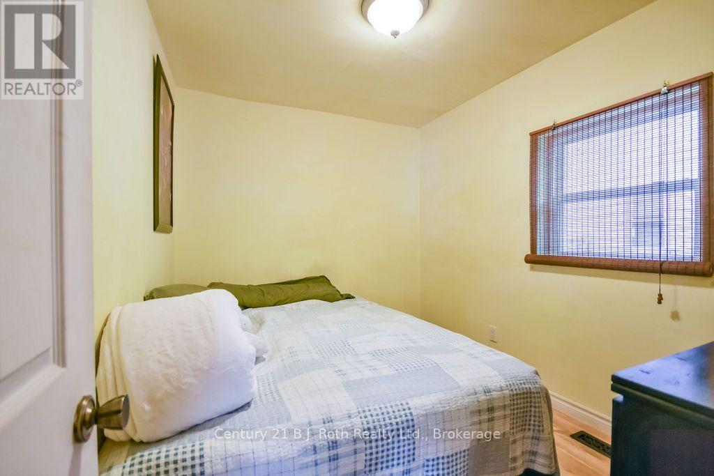 246 Gill Street Property Photo 15