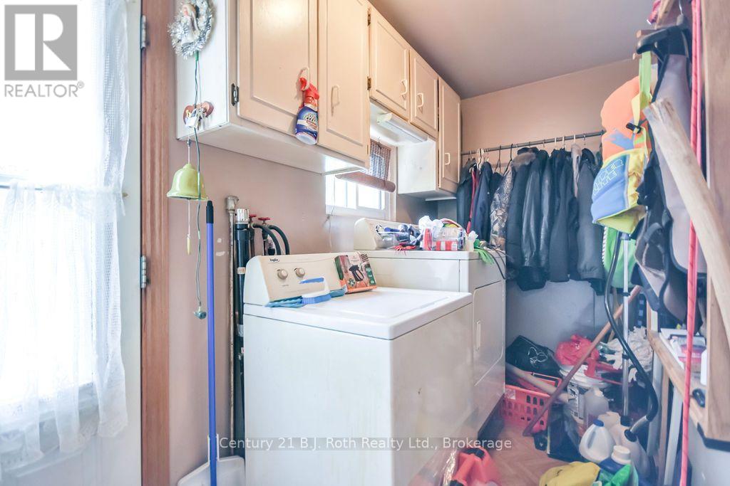 246 Gill Street Property Photo 21