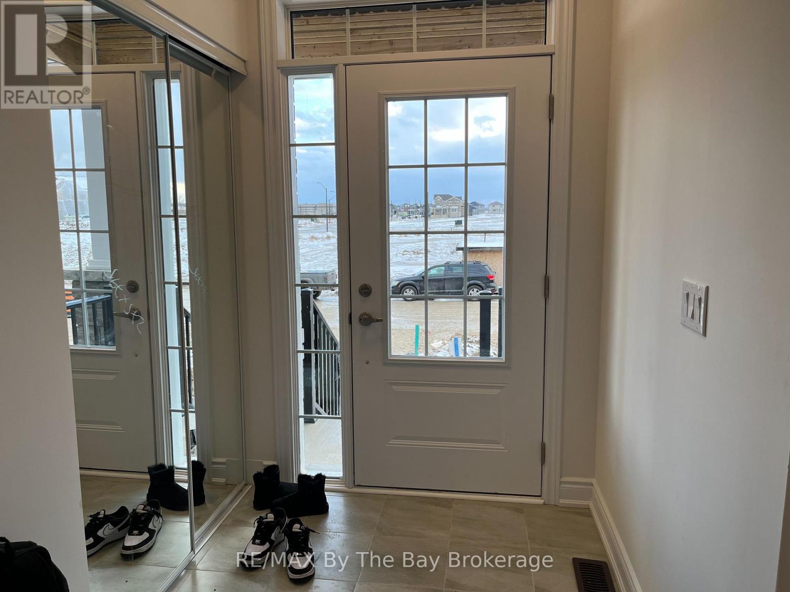 17 Carriage Lane Property Photo 6