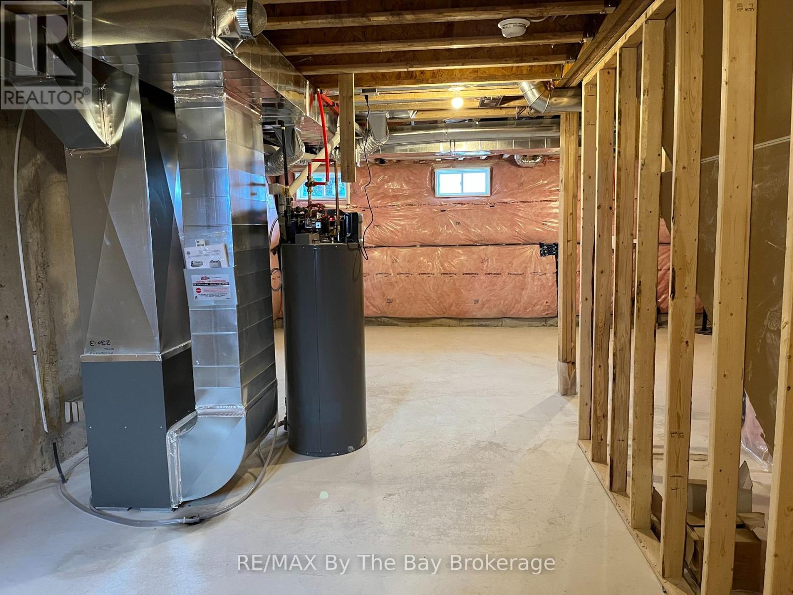 17 Carriage Lane Property Photo 23