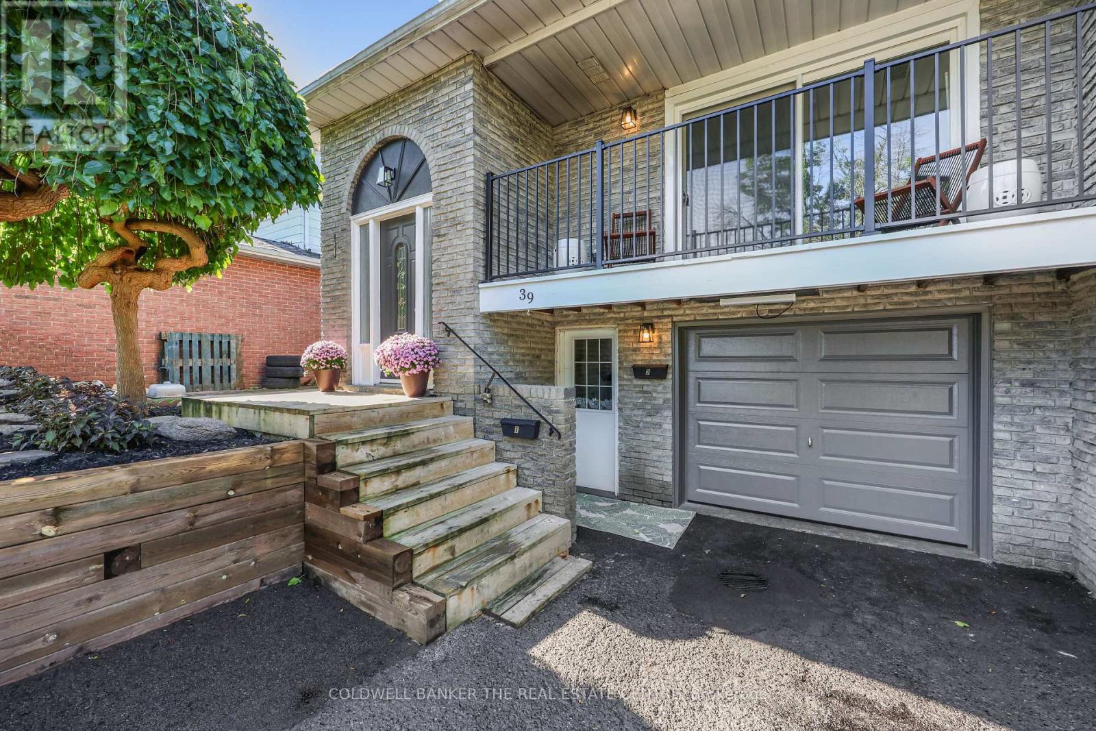 39 Highcroft Road Property Photo 2