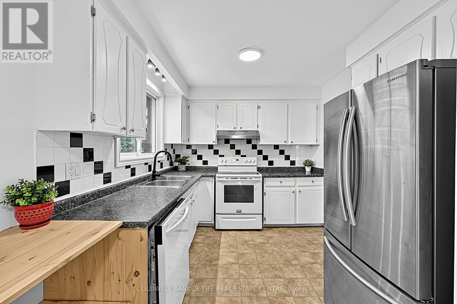 39 Highcroft Road Property Photo 8